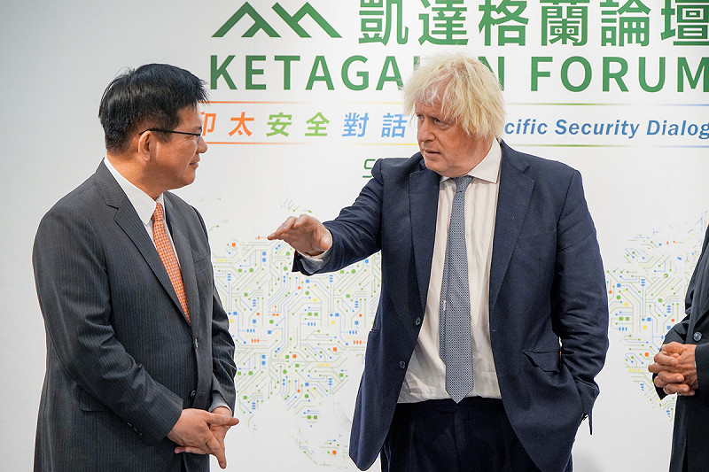 林佳龍拍板英國前首相強生（Boris Johnson）參與凱達格蘭論壇。   圖：翻攝自林佳龍臉書