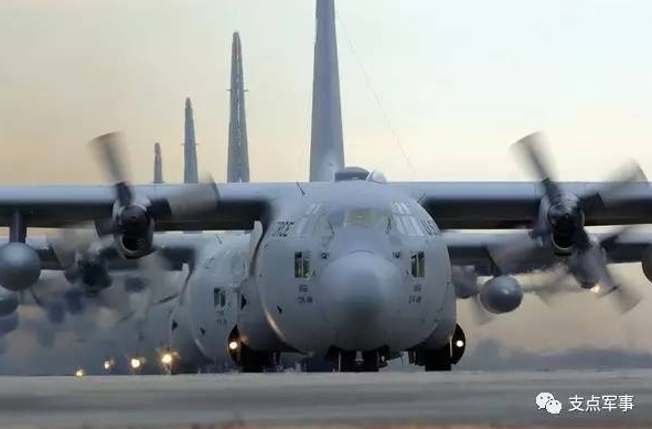 美軍超級大力神運輸機 。 圖 : 翻攝自微信/支點軍事 美軍超級大力神運輸機 。 圖 : 翻攝自微信/支點軍事
