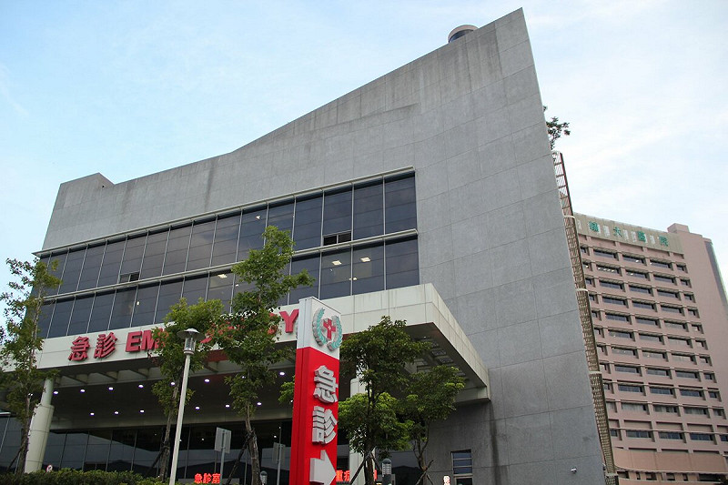新北市8月大男嬰疑遭虐送醫，顱內出血命危，院方通報檢警調查中。(圖為輔大醫院示意)   圖：翻攝自輔大醫院　FB