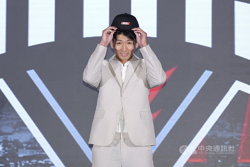 台灣職業籃球大聯盟（TPBL）11日晚間在台北漢來大飯店舉辦新人選秀會，首輪第4順位台北台新戰神指名19歲前鋒謝銘駿（圖）。中央社記者翁睿坤攝　114年8月11日   