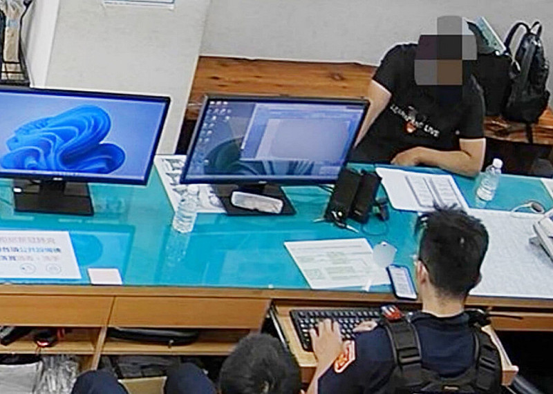 網路借貸暗藏陷阱，台中市有男子誤信網路上「協助辦理貸款」訊息，依照對方指示準備綁定一個非其所有的帳戶從事「海外投資」。所幸銀行行員察覺異常，通報警方介入，成功攔阻一起假借貸真詐騙案件。（民眾提供）中央社記者趙麗妍傳真 114年8月12日   