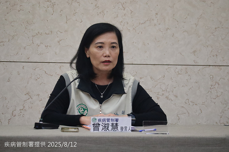 疾管署公布新增5例鉤端螺旋體病，其中4例涉禽畜屠宰相關，提醒災後清理及高風險工作須防護。（圖為疾管署發言人：曾淑慧）   圖：疾管署／提供
