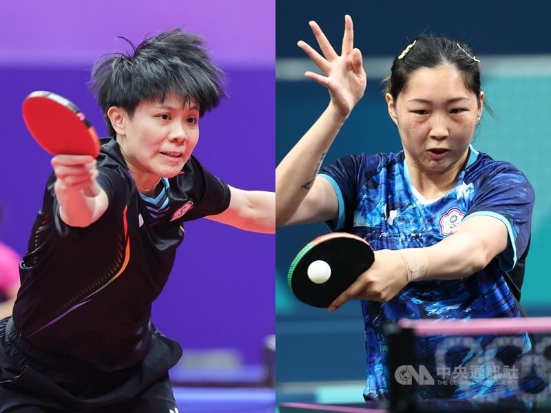 台灣組合鄭怡靜（左）18日首度搭檔簡彤娟（右），在WTT瑞典大滿貫賽挺進16強。（中央社檔案照片）   