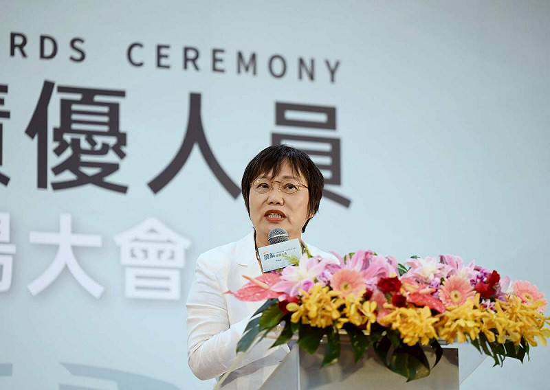 內政部長劉世芳表示， 113年全國各地調解委員會受理案件超過14萬件、調解成立比率高達83.2%，突破歷年紀錄。   圖：內政部提供