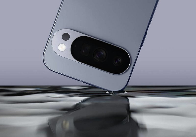 Google發表Pixel 10系列手機，搭載Google全自主研發、專為自家Gemini模型打造的Tensor G5晶片，採用台積電3奈米製程技術。   圖：Google提供