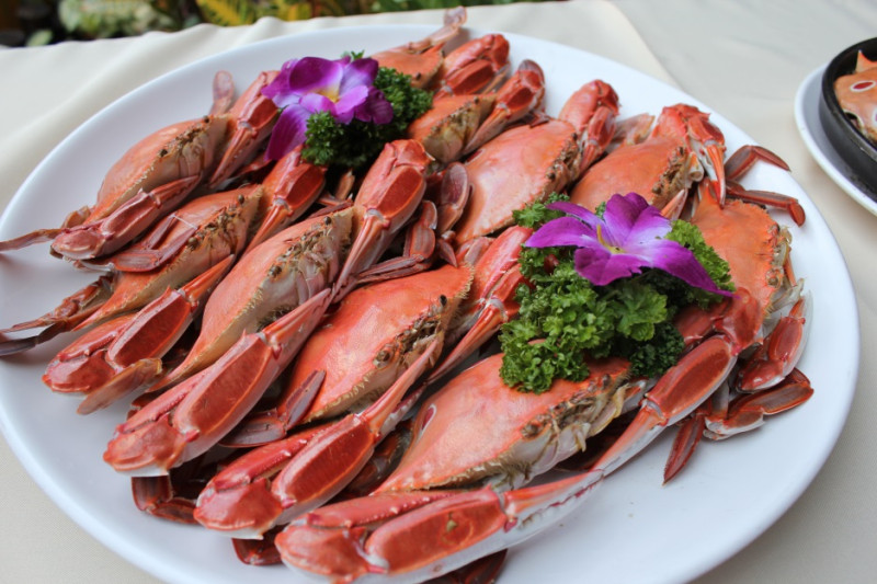 「萬里蟹」是新北市的螃蟹品牌，有花蟹、石蟳及三點蟹三種，新鮮現捕，正值產季，在國內饕客口中有一定知名度。   圖：新北市政府/提供