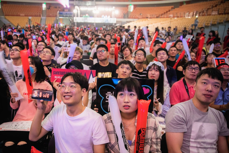 今（23）日《英雄聯盟》世界賽在武漢體育中心盛大展開。   圖：翻攝自 LoL Esports Photos flickr