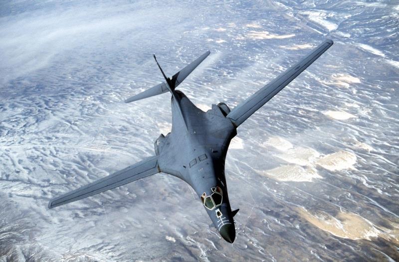 美國空軍B-1B轟炸機23日飛越北韓東岸外海的國際空域，五角大廈發言人表示，這是在展示美國的決心及明確訊息。   （圖取自維基共享資源，版權屬公用領域）