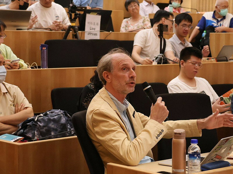 彭保羅博士提醒，聯合國有147個國家承認巴勒斯坦主權，如果有一個歷史的方向，希望台灣不會搞錯，選了錯誤的選擇，恐怕會有道德上的自殺。   圖：福和會提供