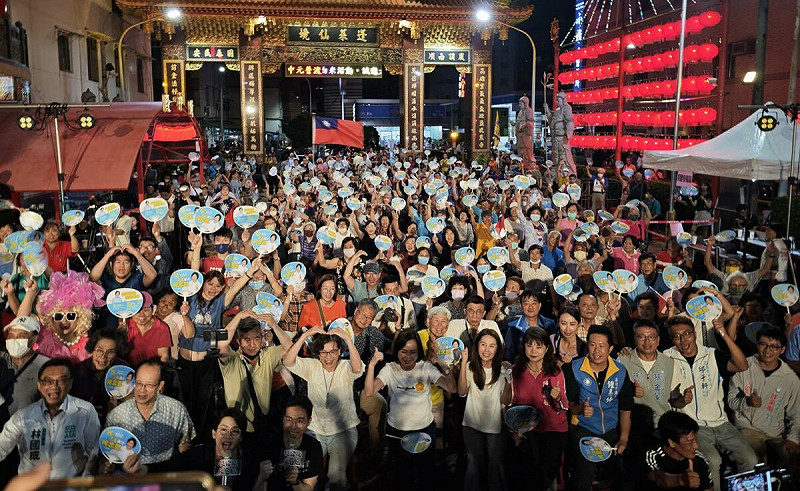 「挺公投、反惡罷」宣講高雄場湧入數百民眾。   圖：國民黨高雄市黨部/提供