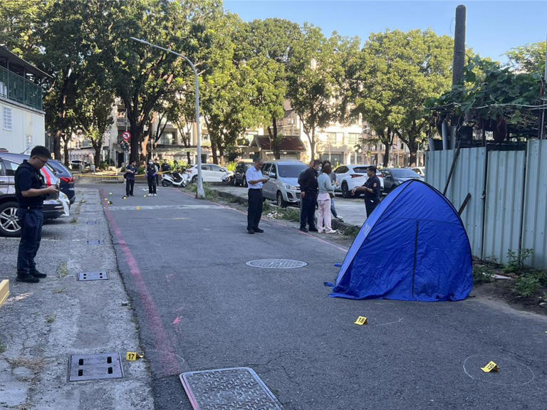 高雄51歲的羅姓男子遭槍手以近距離連開多槍，傷重不治。   