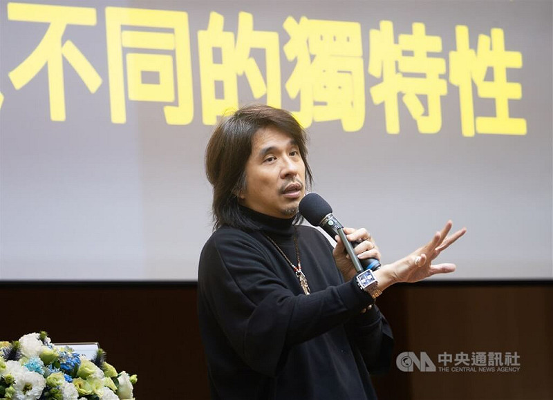 教育部次長葉丙成（圖）公開評論性平案引發爭議，性平會認定未違反性平法。因當事人及民眾分別提告葉丙成，台北地檢署已分他字案偵辦。（中央社檔案照片）   