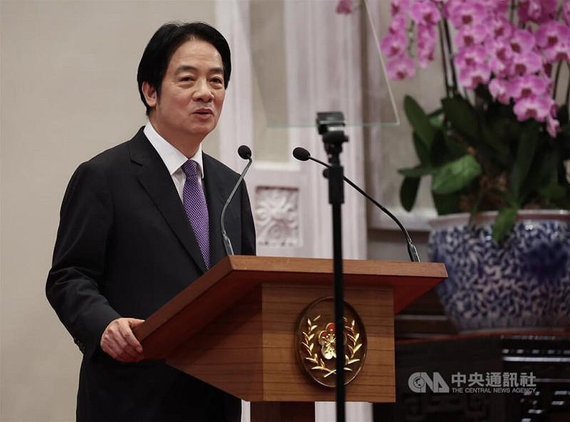 立委罷免案與核三延役公投23日投開票，晚間開票結果大致底定，總統賴清德於總統府發表談話。   圖：中央社