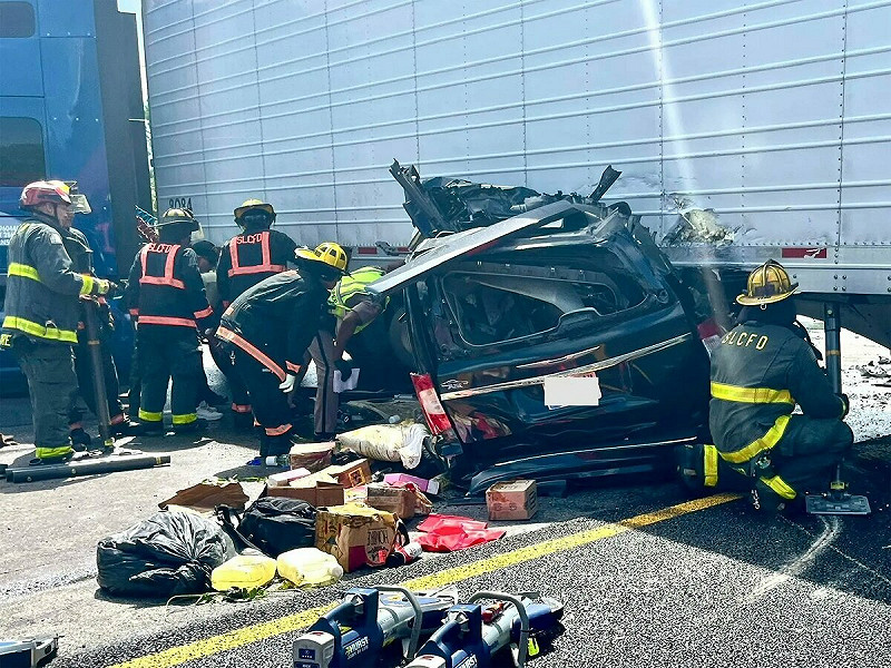 針對日前發生的一起非法移民違規迴轉導致的車禍事件，佛州檢察長宣布將啟動針對庇護管轄區的調查，追究其向資格不符的非法移民發放駕照導致車禍的責任。   圖：翻攝自 @MarioNawfal X 帳號