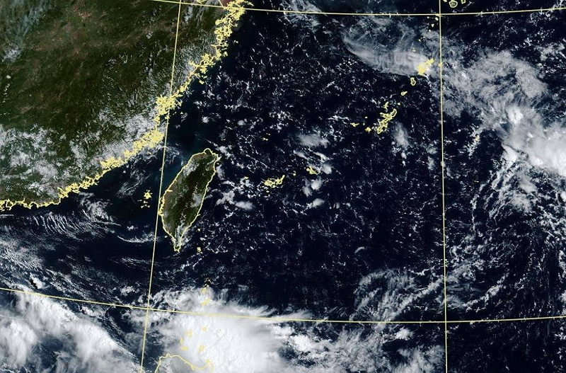 高空冷心低壓今日將通過台灣，各地午後雷陣雨發生機率提高。   圖：中央氣象署官網