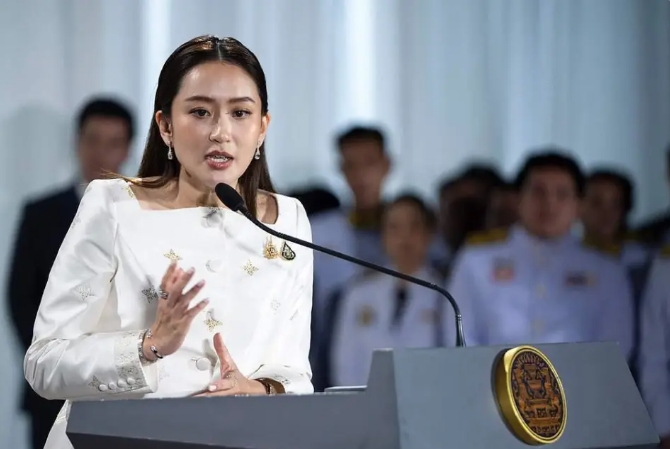 泰國總理貝東丹遭憲法法庭認定違憲，解除其職務。   圖 : 翻攝自央視新聞