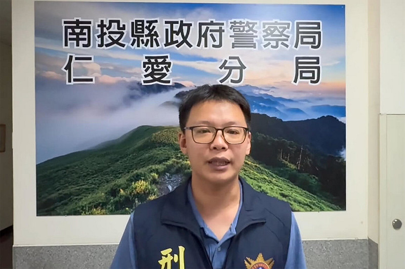 針對南投縣仁愛鄉某露營區負責人兒子遭控性侵未成年少女案,仁愛警分局偵查隊副隊長吳兆偉(圖)29日說明,獲報後即展開調查,目前相關卷證已蒐集完成,依法移送偵辦。(警方提供)中央社記者鄭維真傳真 114年8月29日