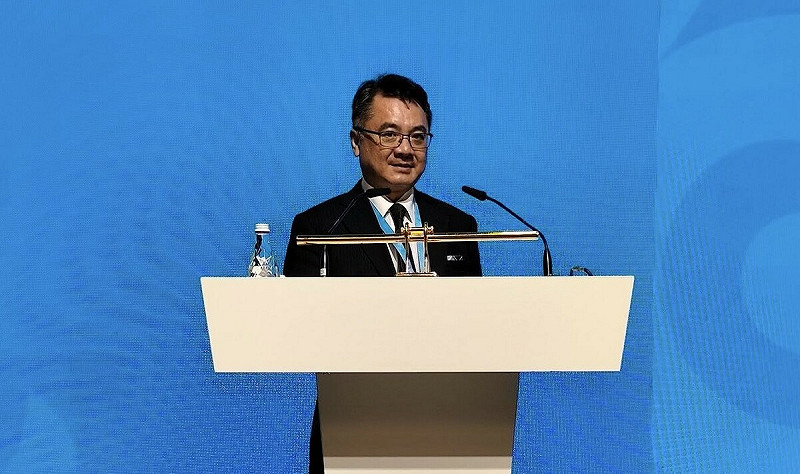 高雄大學法學院教授廖義銘應邀在哈薩克「憲政日」30週年研討會發表演講。   圖：取自廖義銘臉書