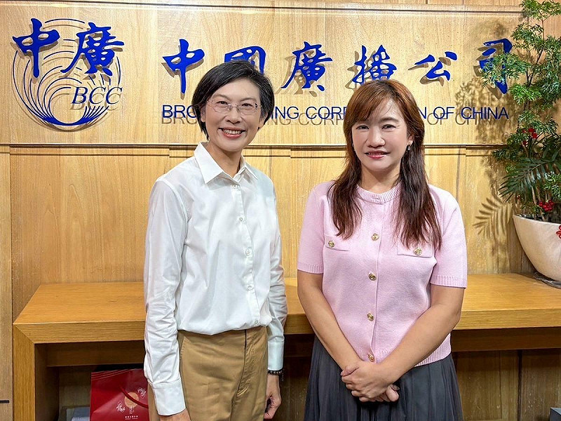 民進黨立委林岱樺今（4）日接受媒體人王淺秋電台節目專訪。   圖：立法委員林岱樺辦公室提供