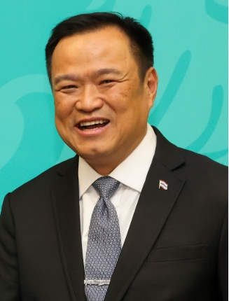 自豪泰黨黨魁阿努廷。 圖 : 翻攝自維基百科 自豪泰黨黨魁阿努廷。 圖 : 翻攝自維基百科
