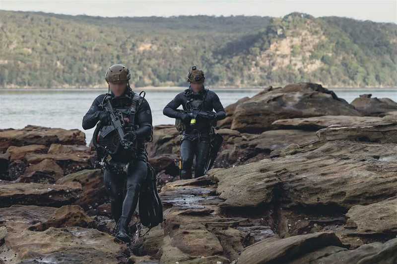 圖為美國海軍特種部隊進行訓練。   圖/美國海軍網頁nsw.navy.mil