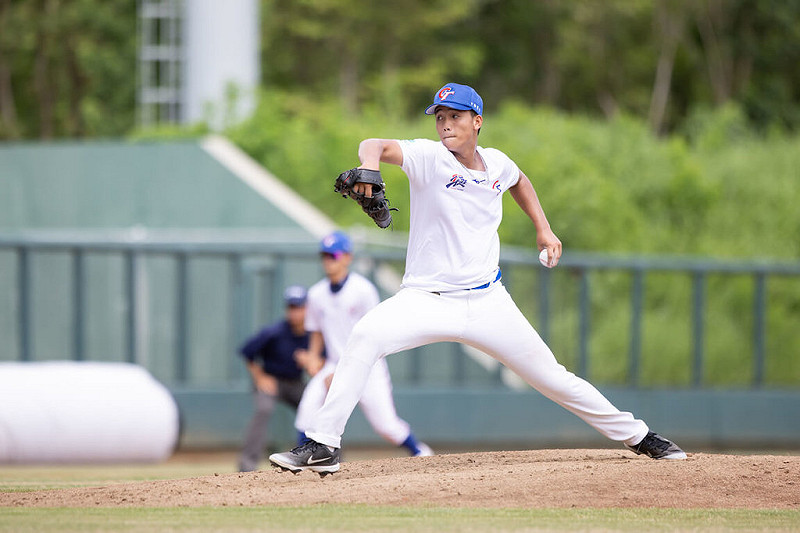U18世界盃棒球賽台灣6日將與勁敵美國隊交手，派出極具潛力的左投劉任右（圖）先發，他也盼展現最好一面給大家看。圖為劉任右集訓階段7月25日出賽畫面。（中華民國棒球協會提供）中央社記者謝靜雯傳真 114年9月6日   