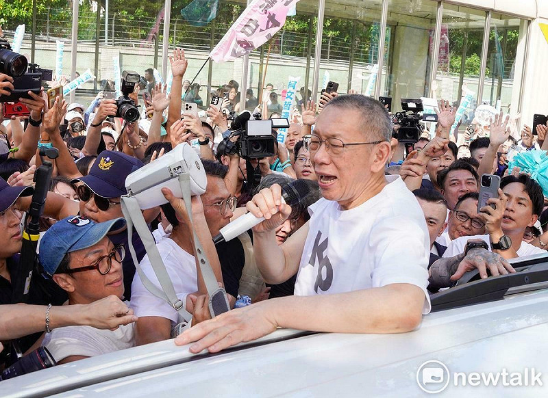 民眾黨前主席柯文哲遭羈押一年,今7000萬元交保。 圖:張良一 / 攝