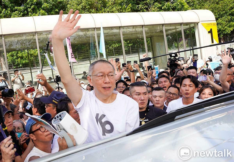 民眾黨前主席柯文哲遭羈押一年,今7000萬元交保,重獲自由。 圖:張良一 / 攝