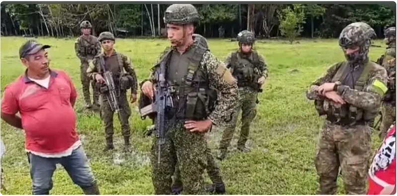 哥倫比亞近日發生多地武裝衝突，甚至傳出士兵遭到綁架。   圖：翻攝自騰訊網