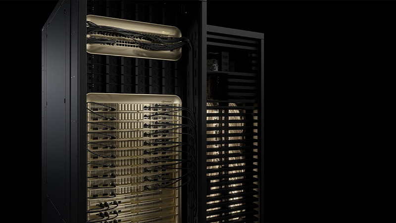 Blackwell Ultra 架構提供與 Blackwell 相比1.5 倍的 NVFP4 AI 運算與 2 倍的 attention-layer 加速，且每顆 GPU 可配備最高 288GB 的 HBM3e 記憶體。   圖: 輝達/提供