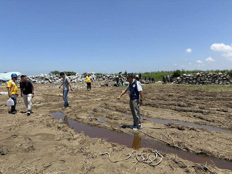 環境部表示，根據嘉義地區受損光電案場水域第5次水質增測結果，水質無異常污染風險。   圖：環境部／提供