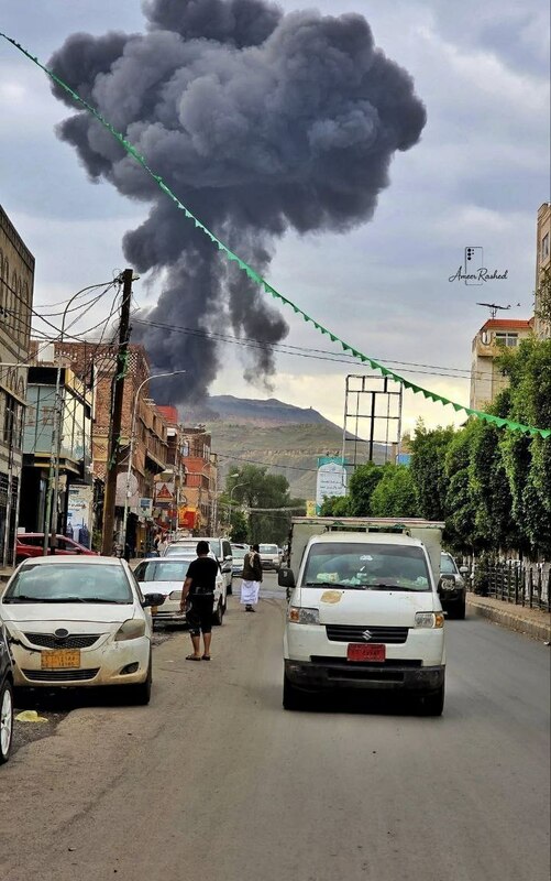 10 日，以軍對葉門首都沙那（Sana'a）及焦夫（Al-Jawf）等地展開大規模空襲，造成至少 35 人死亡、上百人受傷。   圖：翻攝自 X  NEXTA