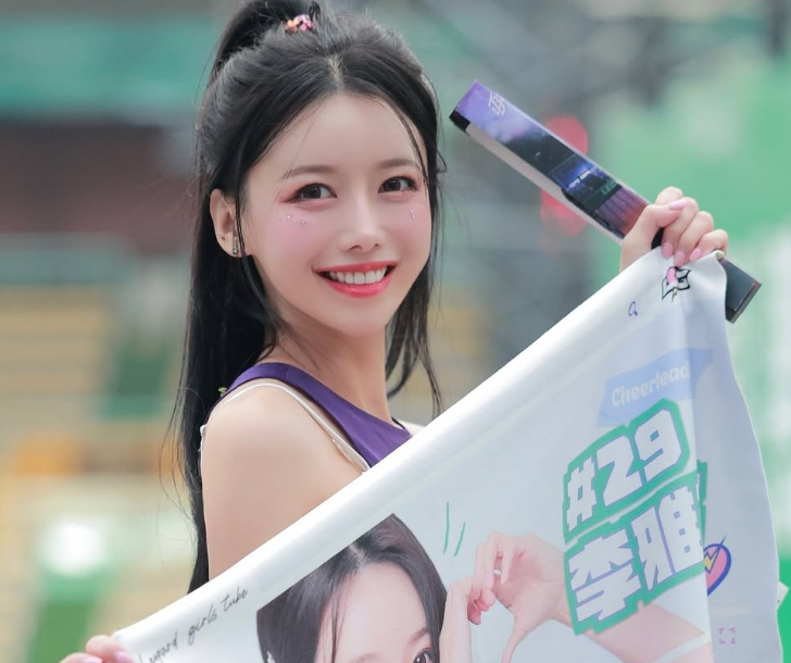 李雅英從2023年底來台加盟電豹女，2024年又加入Fubon Angels，憑藉甜美的外表及親民的性格，人氣節節上升。   圖：翻攝自李雅英IG