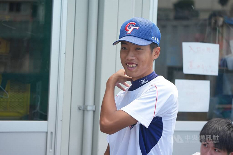 U18世界盃棒球賽投手蘇嵐鴻（圖）預賽3戰有13K、飆出生涯最速151公里，他希望有機會再對美國、也想證明實力。圖為10日台灣隊練球畫面。（中央社檔案照片）   