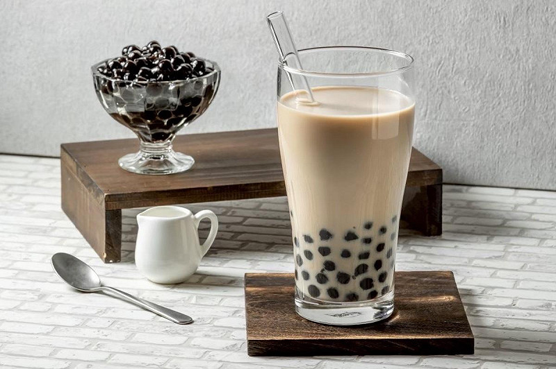 高雄奶茶節活動可品嚐各式風味的奶茶。 圖:高雄市觀光局/提供