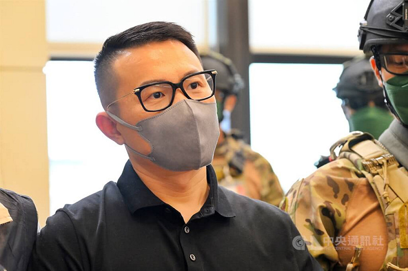 88會館負責人郭哲敏涉線上博弈、地下匯兌案，一審判刑11年8月。二審期間，他主張不會逃跑，請求具保停押。二審認定仍有羈押必要，裁定16日起延押2個月，可抗告。（中央社檔案照片）   
