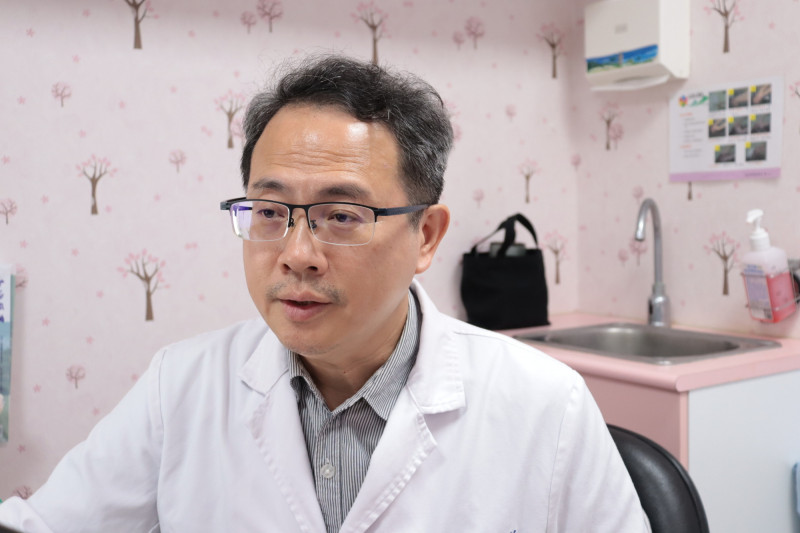 馬瑞杉醫師表示,流感雖常見肌肉痠痛,但女童因未痊癒即運動,且未用抗病毒藥,導致病程延長並併發橫紋肌溶解症。 圖:彰化醫院 / 提供