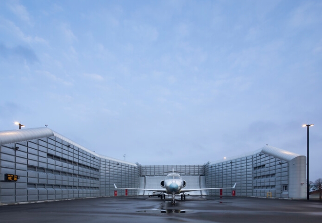加拿大的龐巴迪公司。 圖 : 翻攝自ArchDaily 加拿大的龐巴迪公司。 圖 : 翻攝自ArchDaily