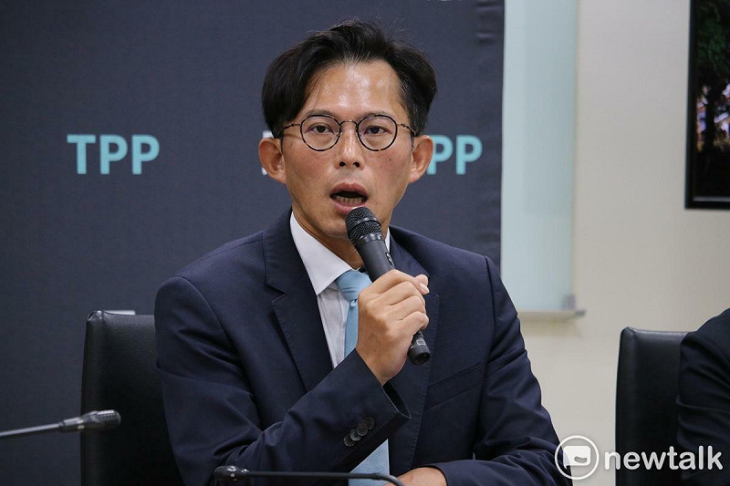 民眾黨團總召黃國昌。   圖：周煊惠 / 攝