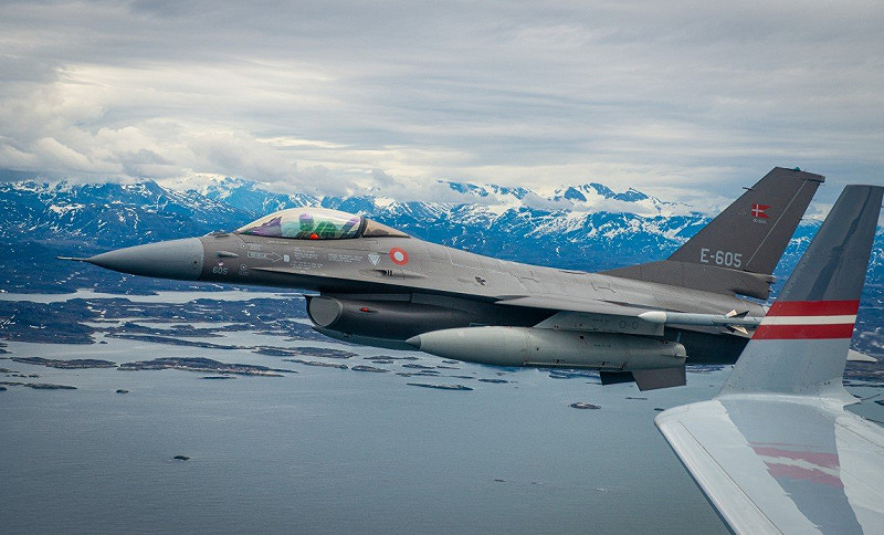 丹麥參與「北極之光 2025」聯合軍演。圖為F-16 戰鬥機。 圖:翻攝自 X 丹麥參與「北極之光 2025」聯合軍演。圖為F-16 戰鬥機。 圖:翻攝自 X