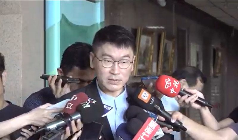 對於台北市政府今（22）天早上突然對即將舉辦的「雙城論壇」喊卡，大陸委員會副主委暨發言人梁文傑受訪回應，我們也非常意外。   圖：擷自陸委會提供影片