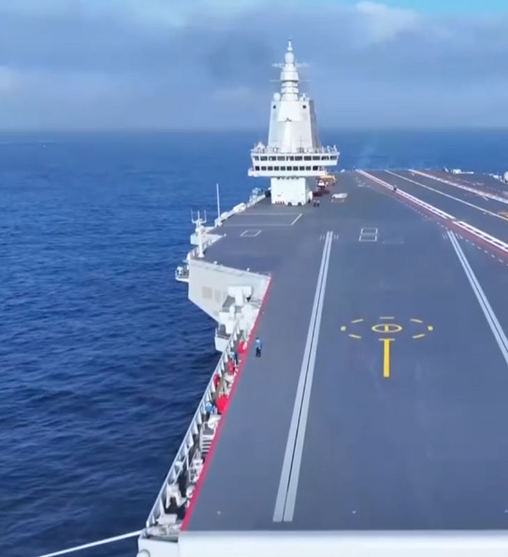 中國超級航空母艦福建號。   圖：翻攝自騰訊網《海事先锋》