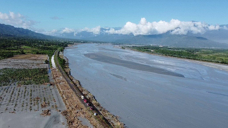 馬太鞍堰塞湖洪患重創光復鄉，目前已累計18人死亡、7人失聯，29日上午搜救人員在東富村加里洞（圖）找到1具男屍，送往瑞穗生命園區相驗，將比對確認身分。（民眾提供）中央社記者李先鳳傳真　114年9月29日   