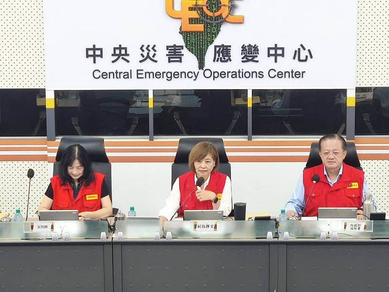 中央災害應變中心30日表示，花蓮馬太鞍溪堰塞湖溢流釀災，共釀18死、6失聯、121傷，災區仍有1606戶需清淤，預定中秋連假前完成第一階段工作。（中央災害應變中心提供）中央社記者黃麗芸傳真　114年9月30日   