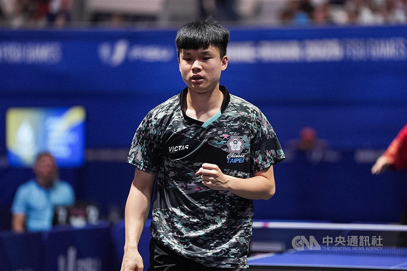 馮翊新遭到法國17歲新星逆轉，無緣16強。（中央社檔案照片）   