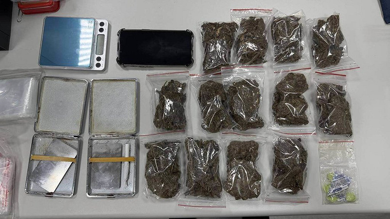 台灣高檢署表示，為挖掘施用大麻黑數並糾正錯誤認知，統合全國20縣市檢、警、憲執行「0917查緝施用大麻黑數專案」兵分330處搜索，查獲245人涉案，並扣得大麻1.68公斤及手機、電子秤等物。（台灣高檢署提供）中央社記者劉世怡傳真  114年10月1日   
