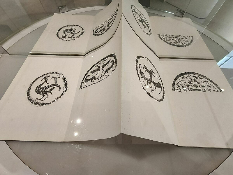 明宗書法藝術館訂於10/7至10/30盛大推出「謙受堂新藏石刻墨本展」，堪稱開館以來最具學術意義，也是最值得欣賞的收藏展。   圖：黃博郎／攝