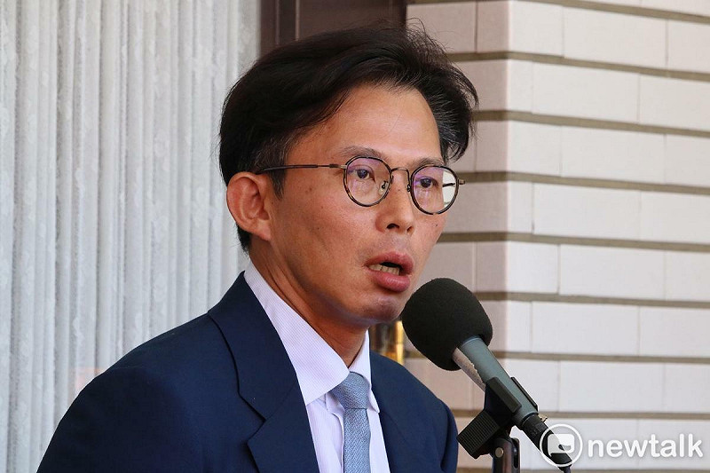 民眾黨主席兼黨團總召黃國昌。   圖：周煊惠 / 攝
