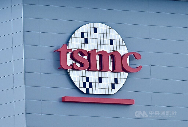 圖為台積電高雄F22廠tsmc Logo。   （中央社檔案照片）