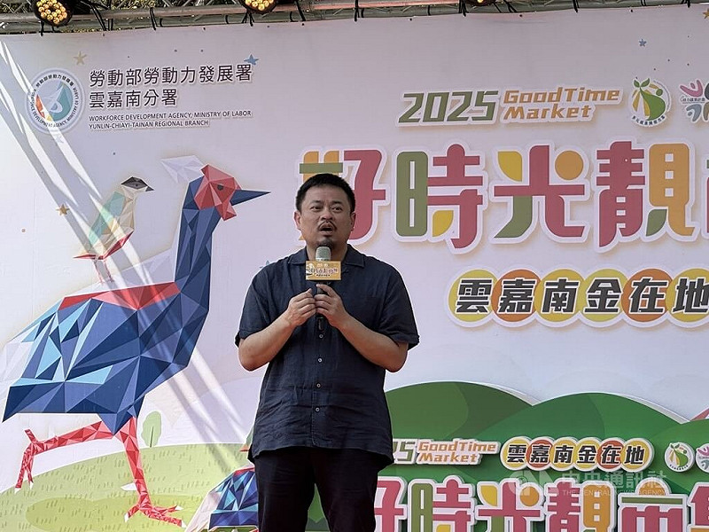 勞動部長洪申翰（圖）4日表示，面對國際貿易不確定性，勞動部全力戒備，以各種方式挺住勞工與產業。   圖 : 中央社/提供